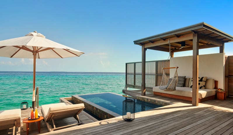 Fairmont Maldives Sirru Fen Fushi-TWO BEDROOM WATER SUNRISE VILLA POOL AND DECK_15642